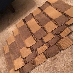 Crate and Barrel set of four placemats-Akanni